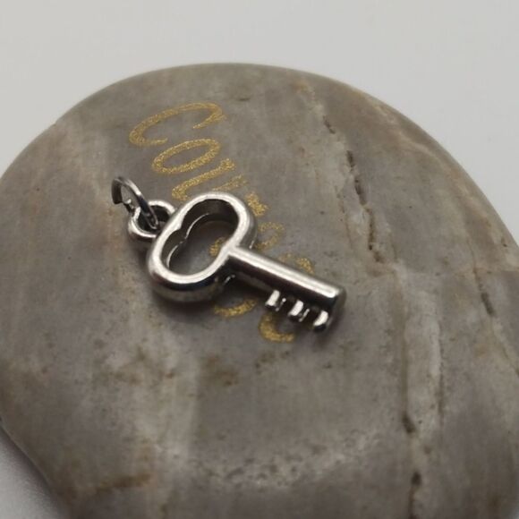 Key charm‎ - Picture 2 of 2